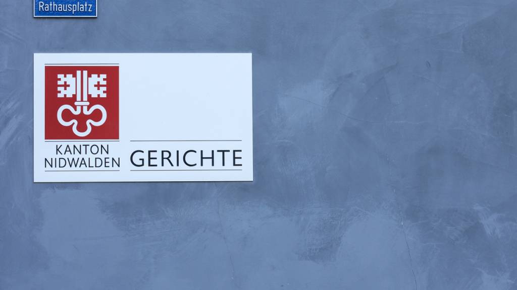 Die Richterinnen und Richter sowie Staatsanwältinnen und -anwälte des Kantons Nidwalden sollen ihre Interessenbindungen offenlegen. Das sieht die Teilrevision des Gerichtsgesetzes vor. (Archivaufnahme)