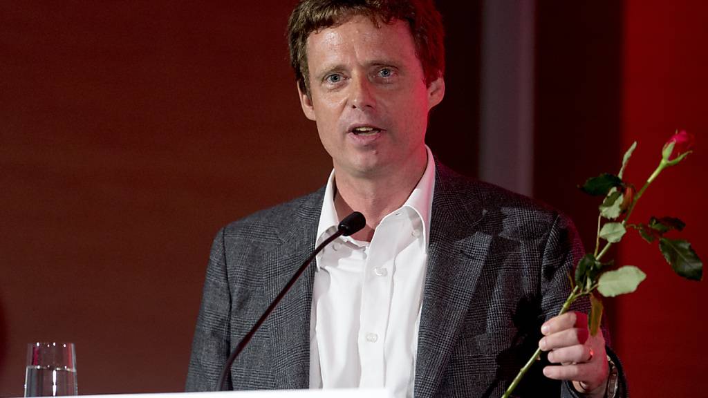 Patrik Degiacomi (SP) erzielte bei den Wahlen um das Churer Stadtpräsidium das beste Resultat. Er muss jedoch zu einem zweiten Wahlgang am 30. Juni antreten.