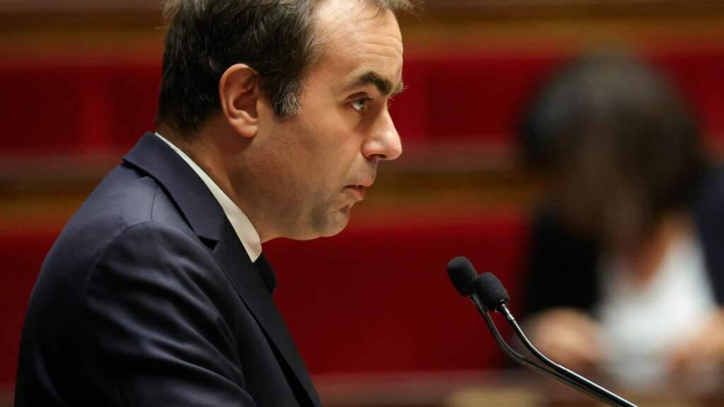 Frankreichs Regierung übersteht Misstrauensvoten