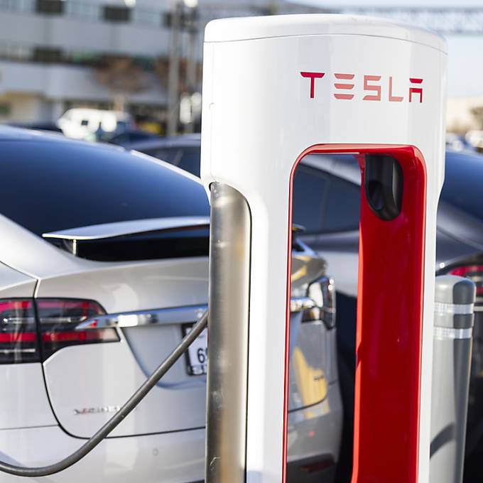 Lenkfunktion macht Probleme: Tesla ruft 1,6 Millionen Autos in China zurück