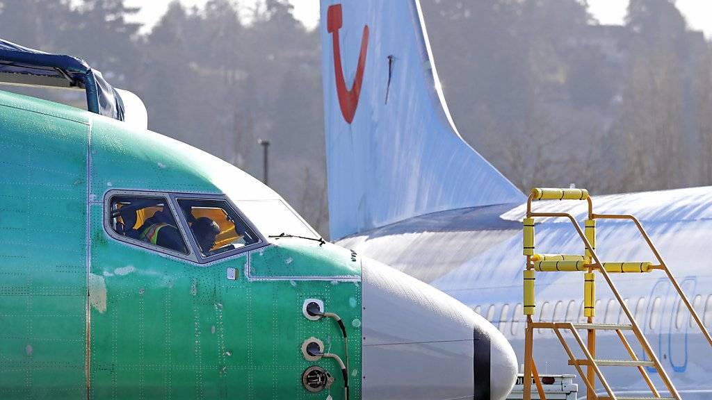 Das Flugverbot für die Boeing 737 MAX 8 sorgt beim Reisekonzern TUI für einen Gewinneinbruch. (Archiv)