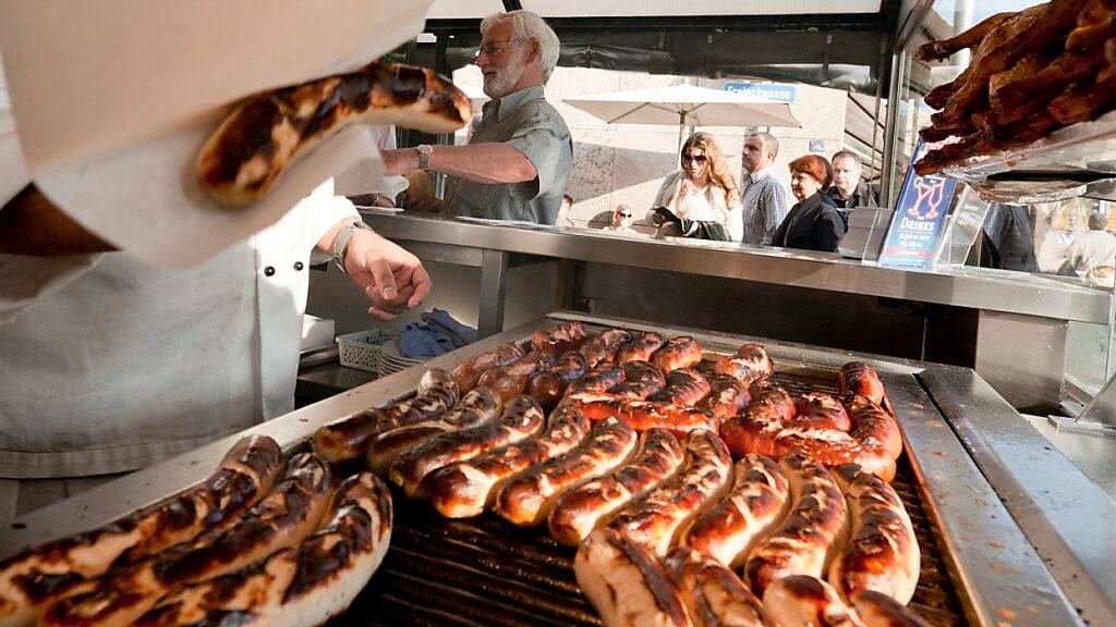 Gastrobetriebe in Zürich sollen während der Rad-WM beispielsweise auch einen Grill betreiben dürfen. (Archivbild)