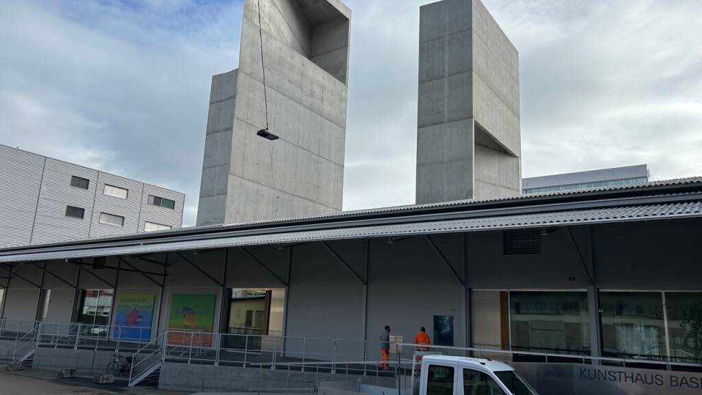 Das neue Kunsthaus Baselland mit den beiden Lichttürmen.