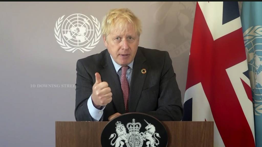 HANDOUT - «Wir wissen, dass wir so nicht weitermachen können.»: Premier Boris Johnson bei seiner aufgezeichneten Rede. Foto: -/UNTV/AP/dpa - ACHTUNG: Nur zur redaktionellen Verwendung und nur mit vollständiger Nennung des vorstehenden Credits