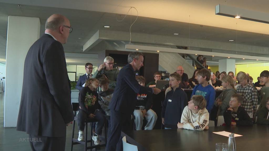 Zukunftstag bei CH Media: Kinder treffen einen Influencer und einen Bundesrat