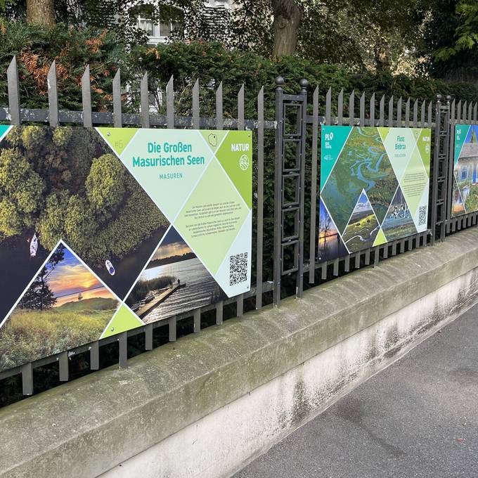 Polnische Botschaft in Bern will an Werbeplakaten festhalten