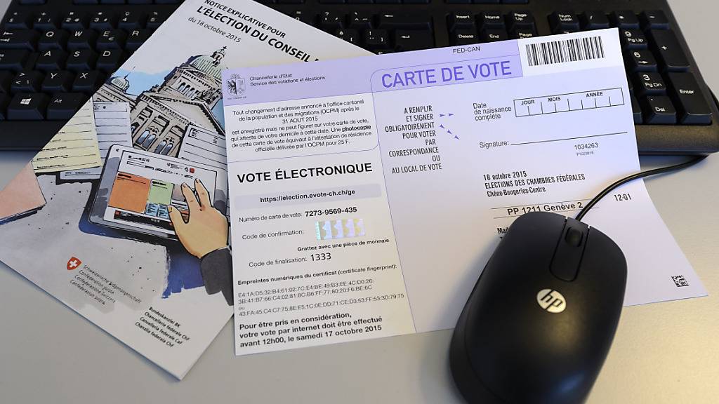 Wählen per Mausklick: Das soll in drei Kantonen für einen begrenzten Teil der Stimmberechtigten möglich sein. (Archivbild)