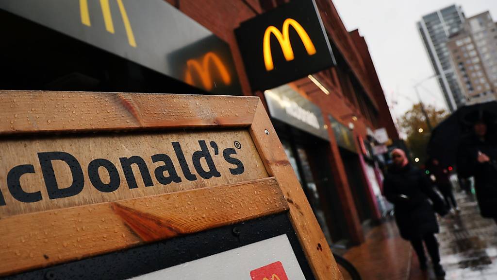 Die Hamburgerkette McDonalds hat erhgeizige Expansionsziele. (Archivbild)