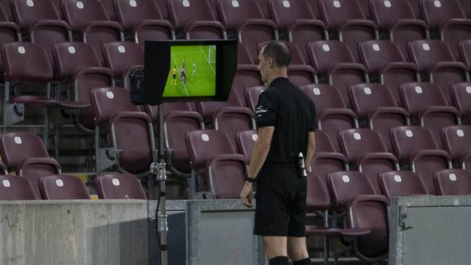 Der Videoassistent sorgt in der Super League für Gesprächsstoff