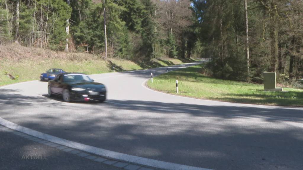 Grosskontrolle: Zu laute Motoren und Raserei sorgen im Boowald für Ärger und Anzeigen