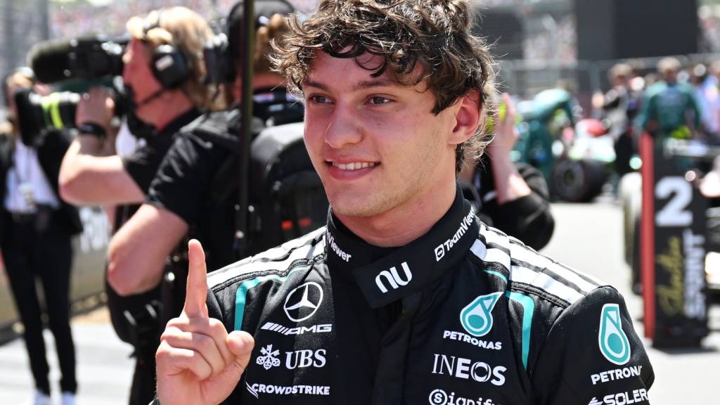 Kimi Antonelli freut sich über seinen ersten Sieg in einem Sprintrennen der Formel 1