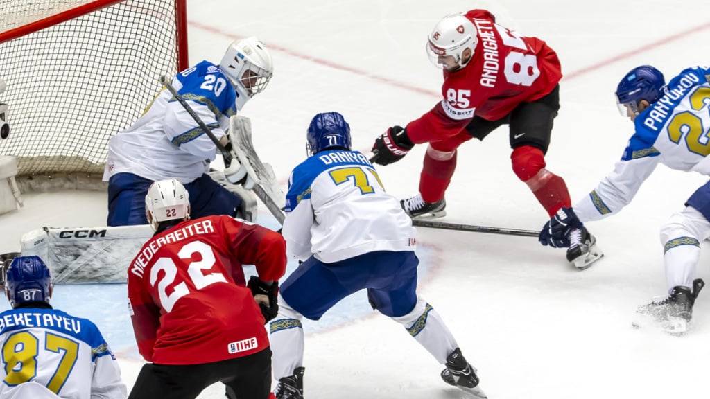 Sven Andrighetto erzielt das wichtige 2:1 gegen Kasachstan