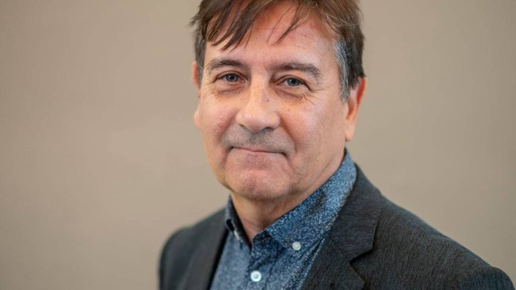 Alain Claude Sulzer wird an den 47. Solothurner Literaturtagen mit dem Solothurner Literaturpreis ausgezeichnet. Diese Ehrung in der Schweiz freut den Basler Autor - auch, weil er sich dafür nicht bewerben musste. (Archivbild)