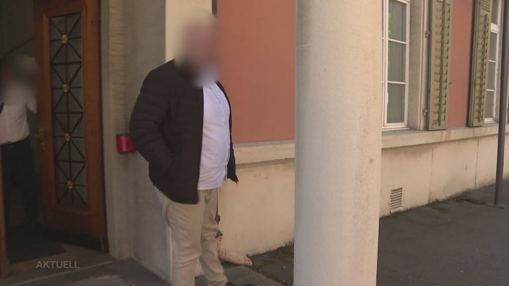 Autos weiterverkauft: Trotz Betrug steckt das Bezirksgericht Aarau einen Mann nicht ins Gefängnis