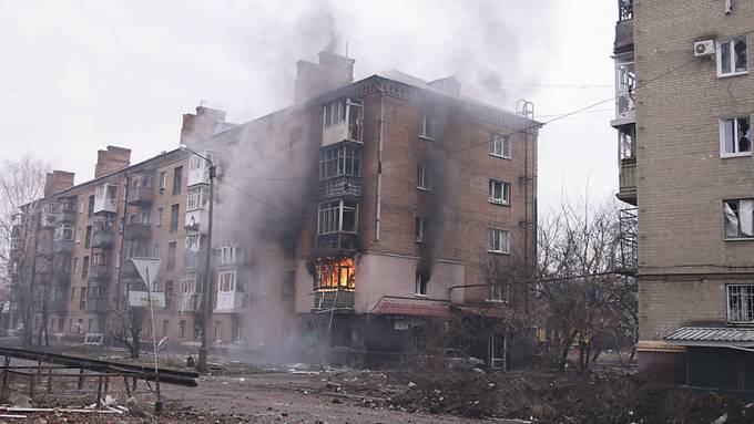 Heftiger Raketenbeschuss in der Ukraine fordert mindestens vier tote Zivilisten