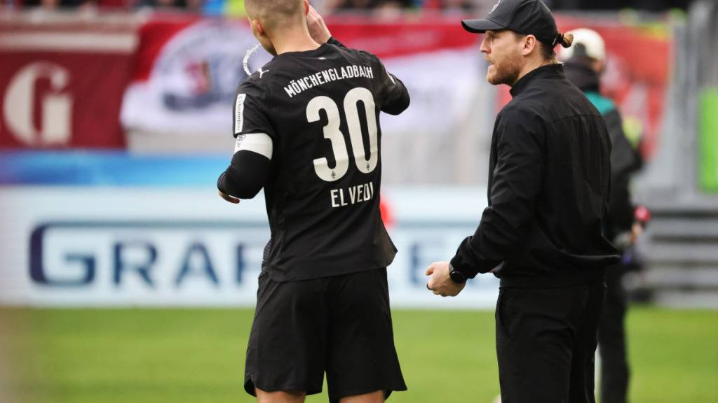Fünf Punkte Reserve auf den Barrageplatz, aber noch nicht gesichert: Nico Elvedi ist im Saisonfinish mit Borussia Mönchengladbach noch gefordert