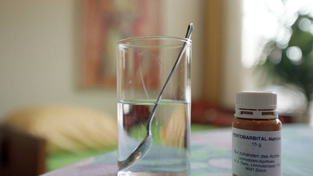 Der Zürcher Kantonsrat will Sterbehlife in allen Alterszentren und Spitälern erlauben. (Symbolbild)