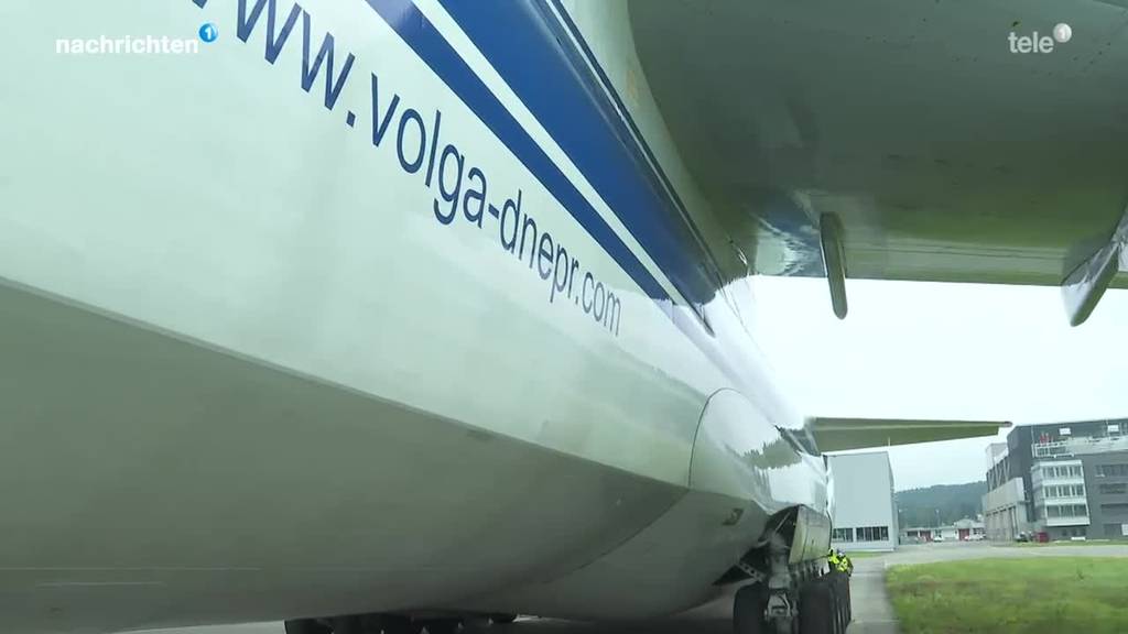 Letzter Abflug des Riesenflugzeugs Antonow in Emmen