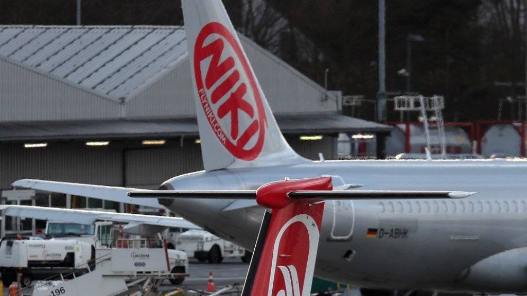 Wird die Airline Niki nach der Air-Berlin-Pleite spanisch? Einem Medienbericht ist nur noch der Spanische Konzern Vueling/IAG als neuer Investor im Rennen. (Archivbild)
