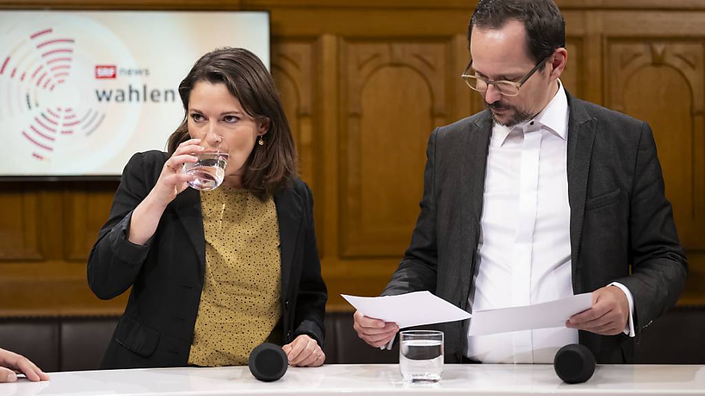 Die Grünen sehen sich nach der Bundesratswahl vom Mittwoch «befreit von falschen Rücksichtsnahmen» auf die SP. «Wir schulden der SP nichts mehr», sagte Parteipräsident Balthasar Glättli. Im Bild Glättli mit SP-Co-Präsidentin Mattea Meyer. (Archivbild)