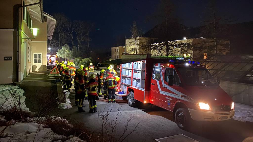Verbranntes Tierfutter sorgt für Feuerwehreinsatz in Oberägeri