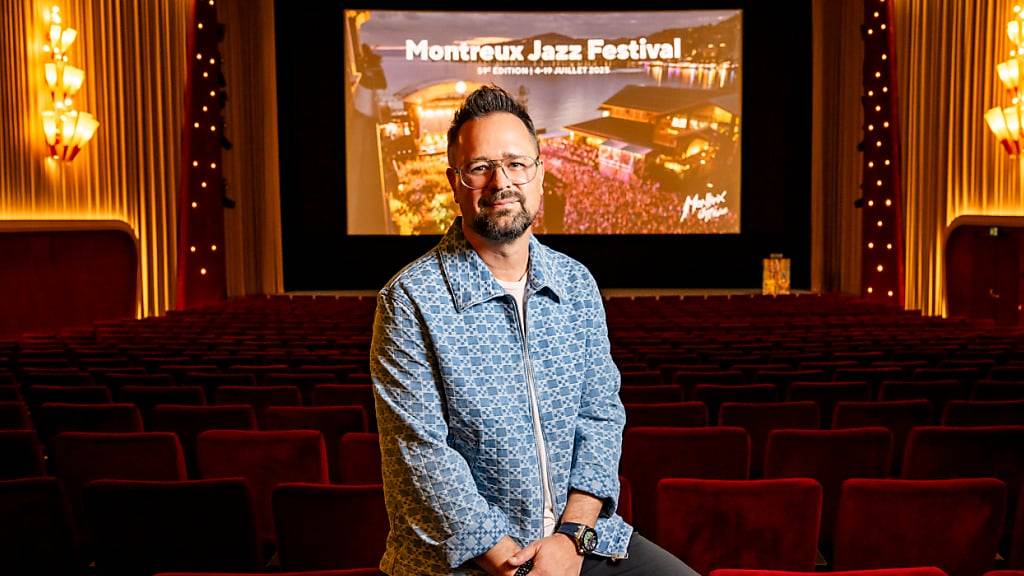 Festivaldirektor Mathieu Jaton hat seit Jahren darauf gehofft, dass Neil Young wieder einmal in Montreux auftritt. Das letzte fast dreistündige Konzert im Jahr 2016 sei «episch» gewesen, sagte er in Lausanne, als er das Programm für das 59. Montreux Jazz Festival bekannt gab.