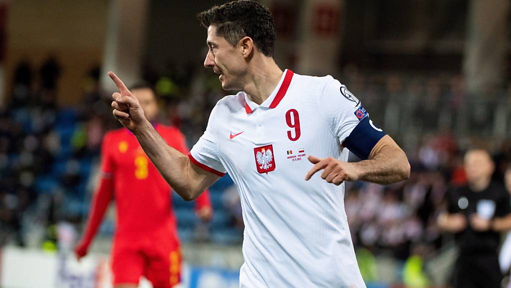 Achtung Italien und Portugal: Bereits im ersten Playoff-Spiel könnte Polens Topskorer Robert Lewandowski der Gegner sein
