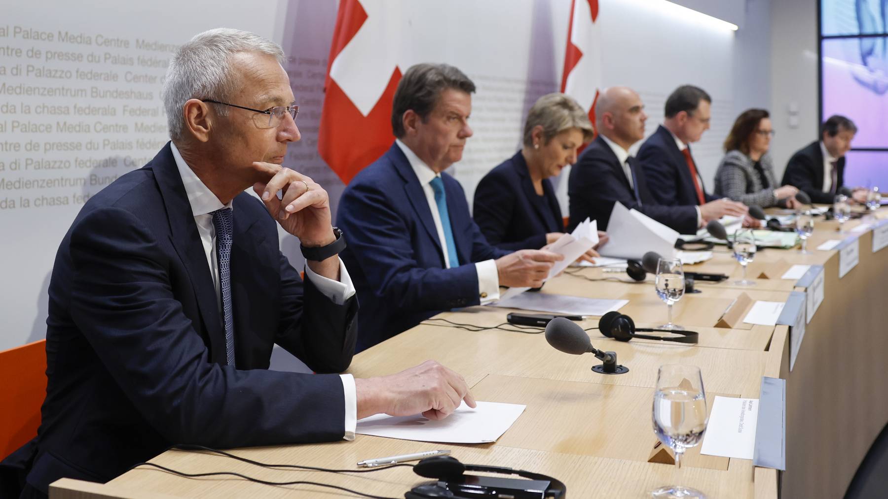 Am 19. März traten Vertreter von Credit Suisse, UBS und Bundesrat vor die Medien.