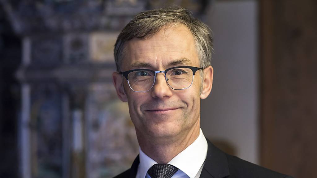 Karl Kobelt (FDP) 2018 bei seiner Wahl in das Zuger Stadtpräsidium. (Archivaufnahme)
