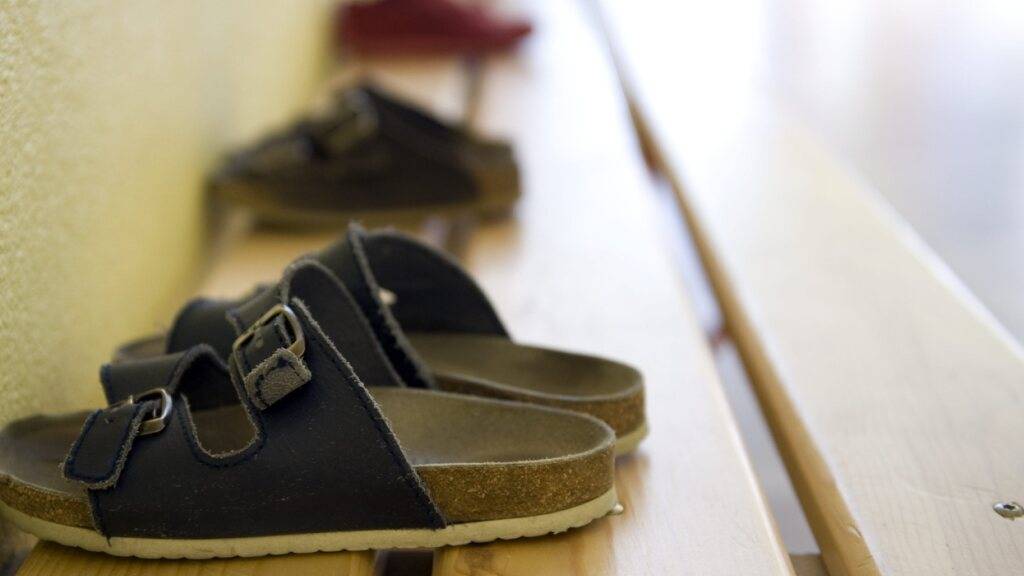 Im Kanton Graubünden soll Schulabsentismus an einer Sitzung zwischen dem Lehrerverband und dem Bildungsdepartement diskutiert werden. (Symbolbild)