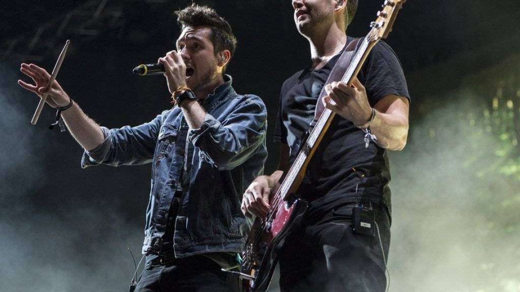 Daniel «Dan» Campbell Smith (l) und William «Will» Farquarson von Bastille - hier diesen August am Zürich Openair - sind Favoriten für den Brit Award (Archiv).