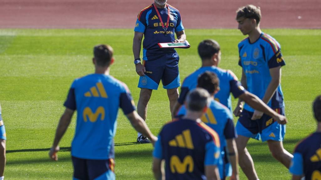 Spaniens Weltmeister bereiten sich auf den Nations-League-Auftakt in London vor