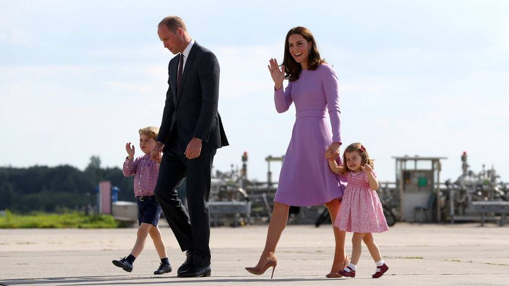 Prinz William und Herzogin Catherine mit Kindern.