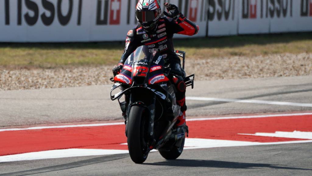 Marco Bezzecchi freut sich über den dritten Saisonsieg