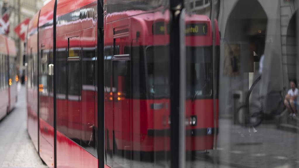 Die Linienführung der zweiten Berner Tramachse ist umstritten.