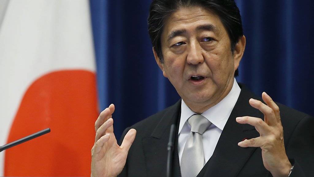 Japans Regierungschef sieht sich - trotz anhaltender Bemühungen um eine Konjunktur-Ankurbelung - erneut mit einem nur bescheidenen Wirtschaftswachstum konfrontiert. (Archivbild)