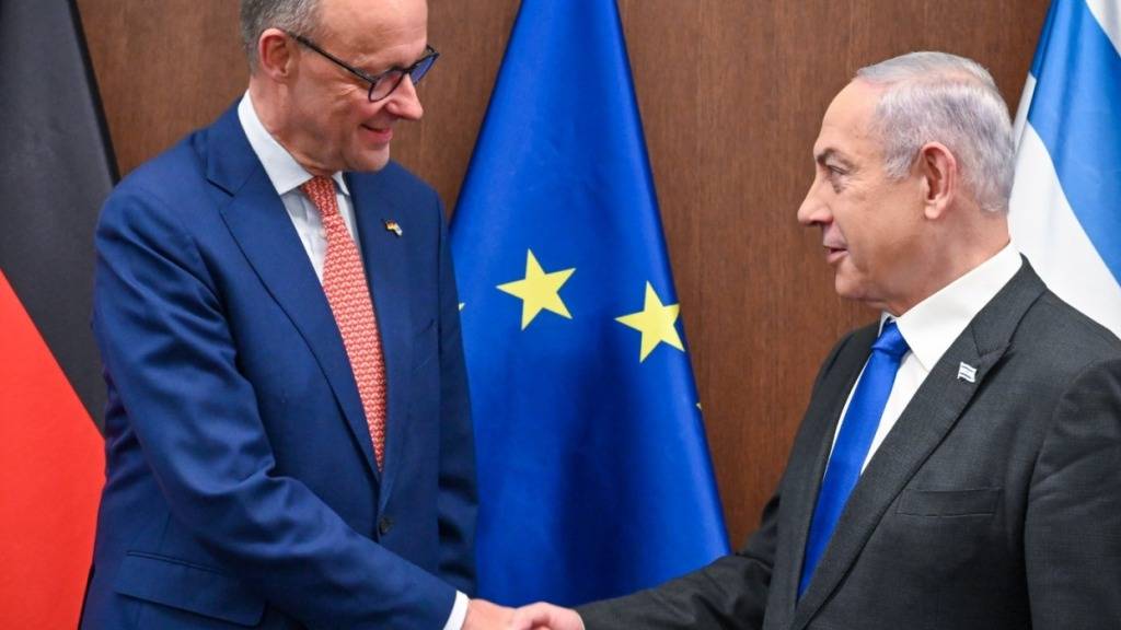 HANDOUT - Friedrich Merz (CDU) und Benjamin Netanjahu. Foto: Kobi Gideon/GPO/dpa/Archiv - ACHTUNG: Nur zur redaktionellen Verwendung und nur mit vollständiger Nennung des vorstehenden Credits