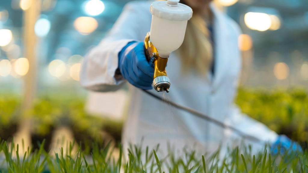 Der Agrochemiekonzern Syngenta hat im ersten Halbjahr im Geschäft mit Pflanzenschutzmitteln mehr umgesetzt. (Archivbild)