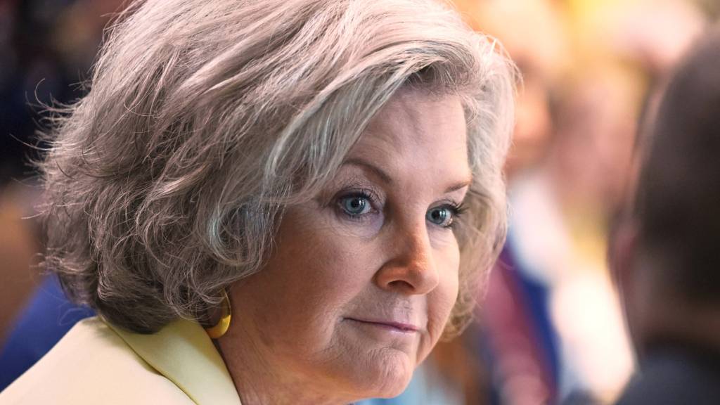 ARCHIV - Die Stabschefin des Weißen Hauses, Susie Wiles, nimmt an einer Kabinettssitzung teil. Foto: Evan Vucci/AP/dpa/Archivbild