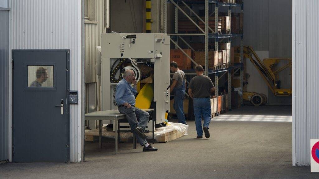 Mehr als ein Drittel der hiesigen Finanzchefs erwartet Verlagerung von Stellen ins Ausland (Symbolbild)