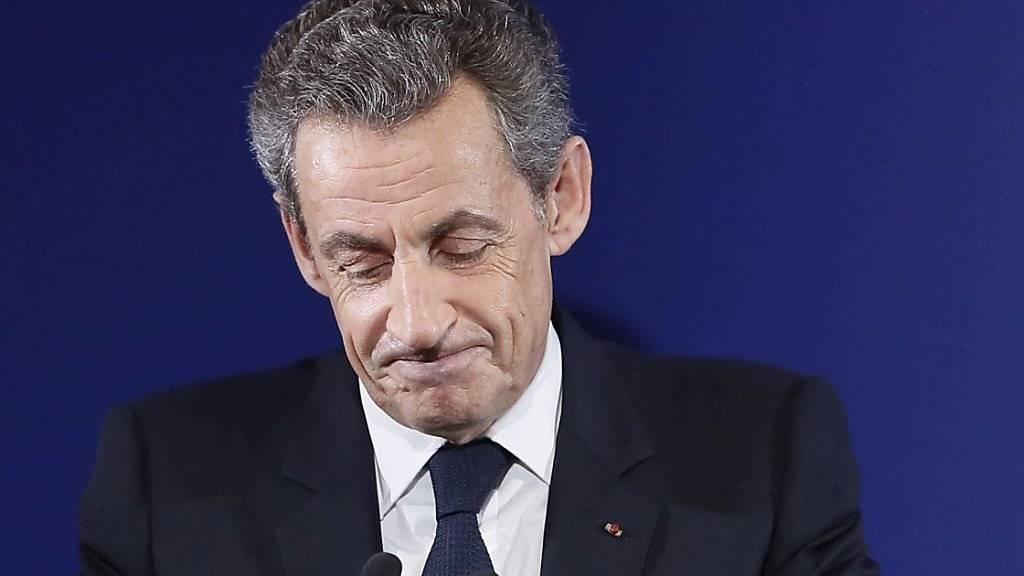 Frankreichs Ex-Präsident Nicolas Sarkozy hat im Ringen um die Präsidentschaftskandidatur des Präsidentschaftskandidat François Fillon ein Krisentreffen vorgeschlagen.
