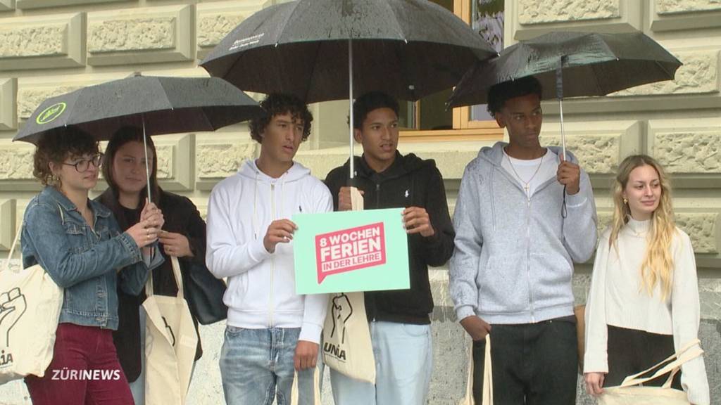 Mehr Ferien für Lernende: Petition eingereicht