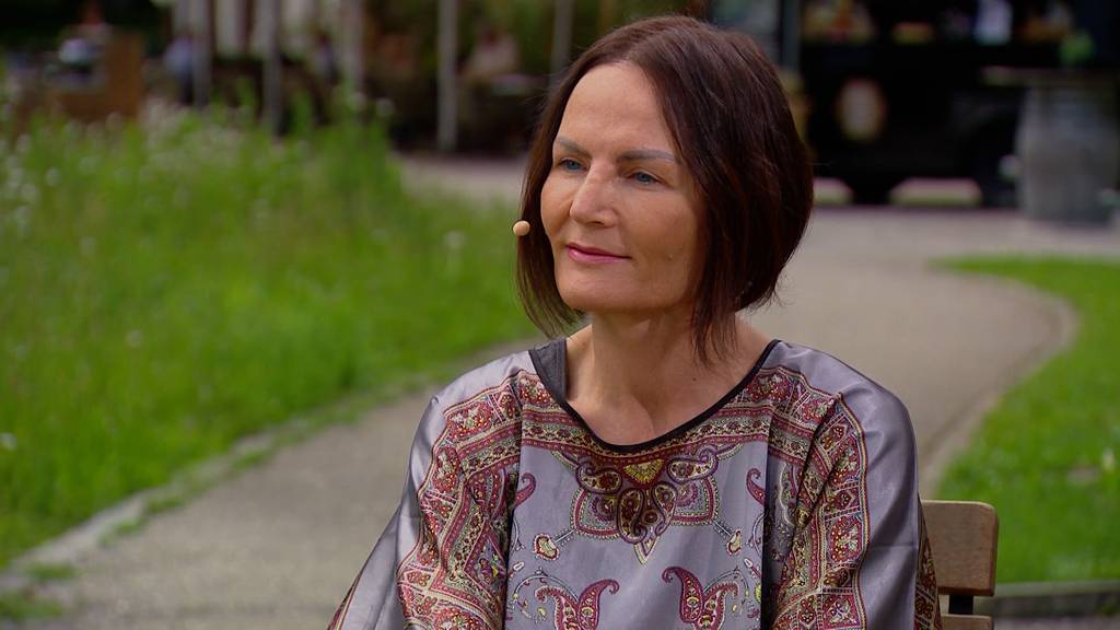 Nadia Brönimann, trans Frau