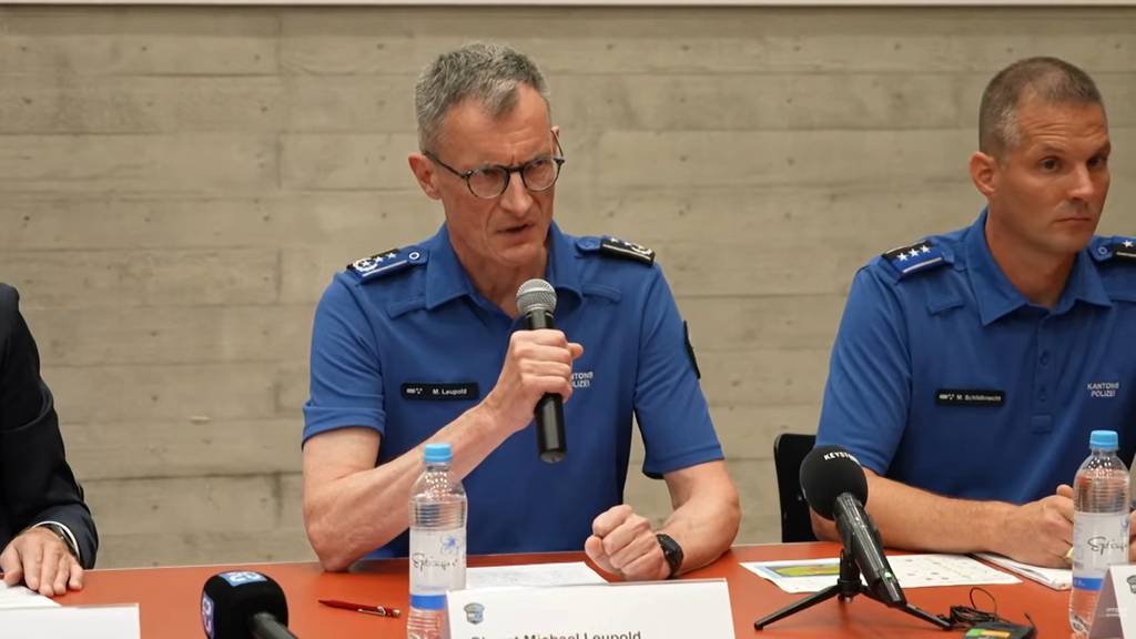 Live ab 14 Uhr: Kantonspolizei Aargau gibt neue Infos zu Schiesserei an Rave bekannt