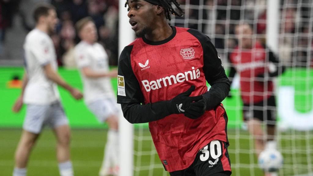 Jeremie Frimpong verstärkt den englischen Meister