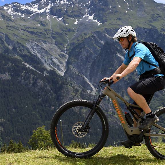Wanderer und Biker sollen sich im Kanton Bern Routen teilen