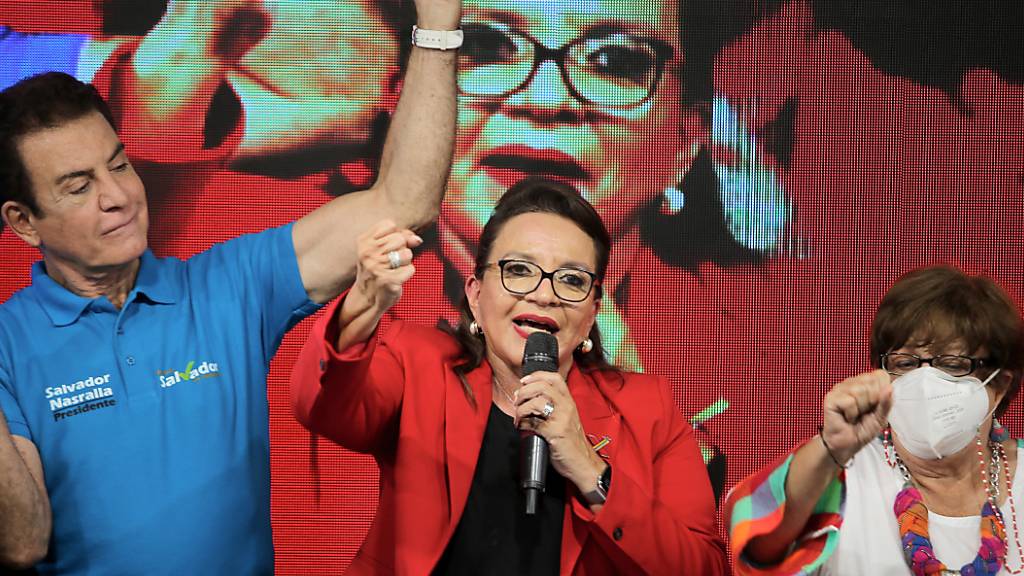 Die linke Oppositionskandidatin Xiomara Castro liegt nach ersten vorläufigen Zahlen bei der Präsidentenwahl in Honduras vorn.