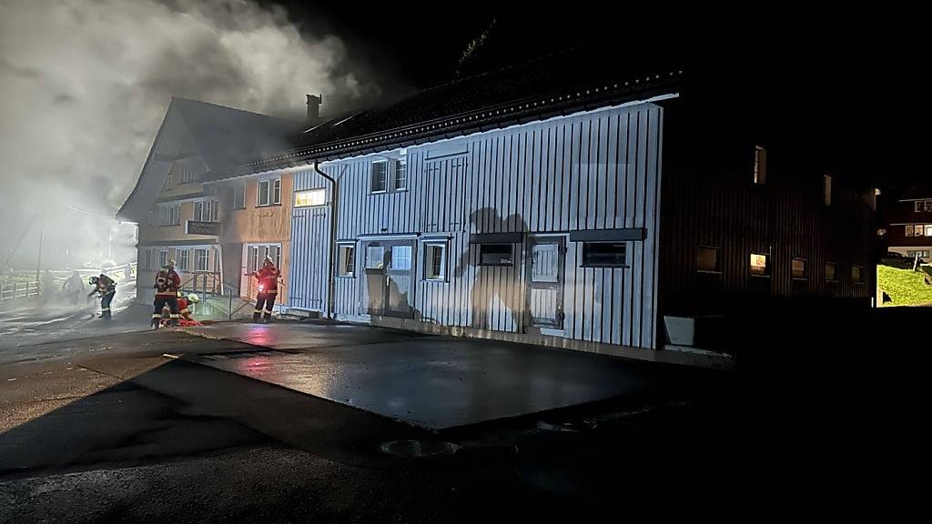 Das leerstehende Restaurant Schönau in Urnäsch ist  in Flammen aufgegangen.