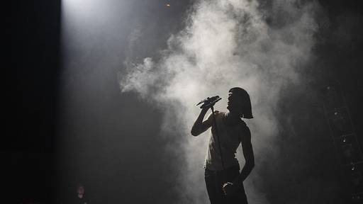 Studie: Songtexte werden immer einfacher und selbstbezogener