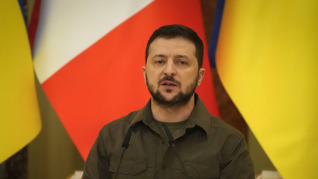 Selenskyj hält Befreiung von Mariupol derzeit für unmöglich
